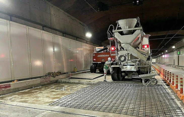 Đơn vị thi công sửa chữa mặt đường trong hầm Thủ Thiêm