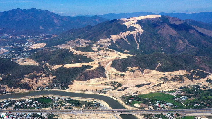 Khánh Hòa cho rà soát 82 dự án trên khu vực đồi núi ở Nha Trang và đèo Cù Hin