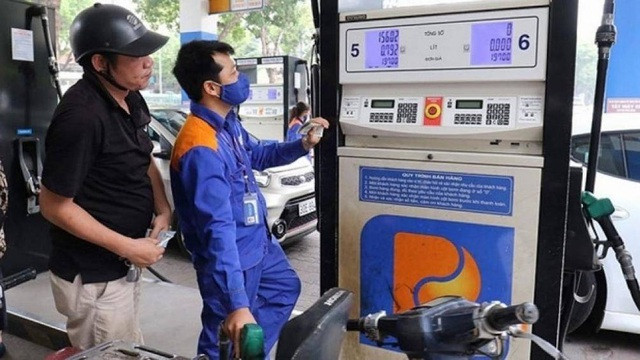 Không bỏ Quỹ bình ổn giá xăng dầu