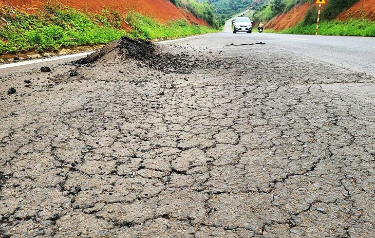 Tuyến tránh TP. Pleiku xuất hiện nhiều điểm hư hỏng