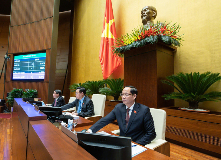 Quốc hội biểu quyết thông qua toàn văn dự thảo Luật bằng hệ thống biểu quyết điện tử