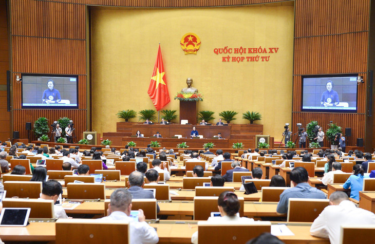 Bộ trưởng Bộ Nội vụ Phạm Thị Thanh Trà trả lời tranh luận