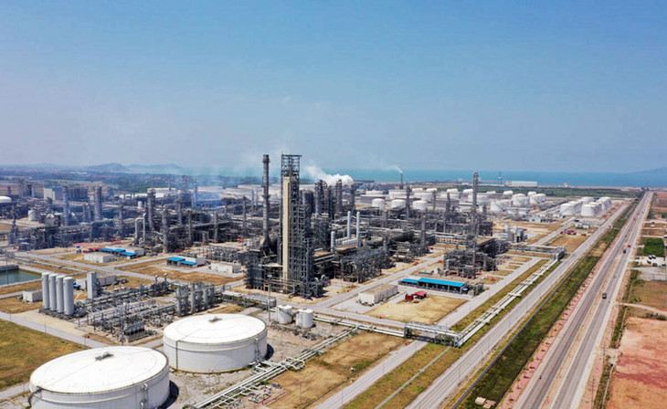Một góc Nhà máy Lọc dầu Nghi Sơn