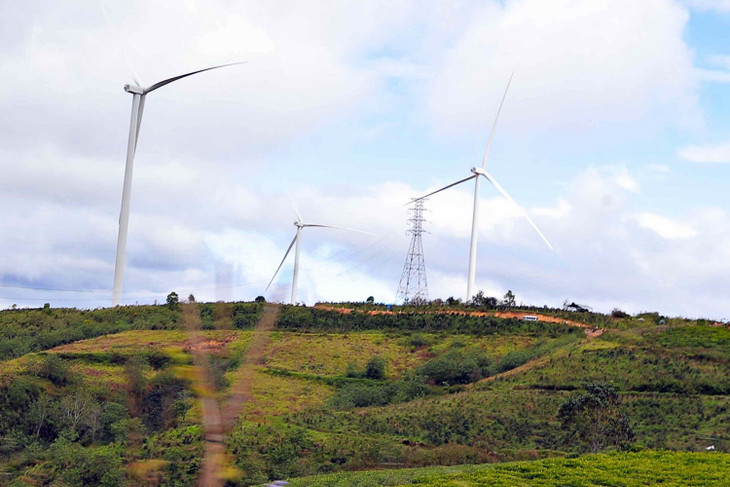 Một góc Nhà máy điện gió Cầu Đất tại thôn Trường Thọ, xã Trạm Hành, TP Đà Lạt Một góc Nhà máy điện gió Cầu Đất tại thôn Trường Thọ, xã Trạm Hành, TP Đà Lạt