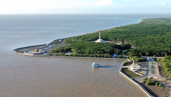 Một góc Khu du lịch Mũi Cà Mau Một góc Khu du lịch Mũi Cà Mau