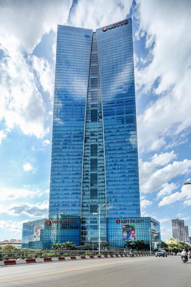 Toà nhà có chiều cao xếp sau Keangnam là Lotte với 267 m. Công trình được xây dựng trên khu đất 14.094 m2, tổng diện tích mặt sàn 253.134 m2, nằm ngay góc ngã tư Liễu Giai - Đào Tấn (quận Ba Đình), đối diện khách sạn Daewoo Hà Nội. Tổng số vốn của dự án lên đến hơn 400 triệu USD. Tòa nhà cao thứ 3 Việt Nam hiện tại phân bổ khu văn phòng từ tầng 8 đến 31, khu căn hộ dịch vụ từ tầng 33 đến 64 tại tháp phía Tây, khách sạn 5 sao từ tầng 33 đến 64 tháp phía Đông, trung tâm thương mại từ tầng 1 đến tầng 6, đại siêu thị nằm ở tầng hầm 1. Toà nhà có chiều cao xếp sau Keangnam là Lotte với 267 m. Công trình được xây dựng trên khu đất 14.094 m2, tổng diện tích mặt sàn 253.134 m2, nằm ngay góc ngã tư Liễu Giai - Đào Tấn (quận Ba Đình), đối diện khách sạn Daewoo Hà Nội. Tổng số vốn của dự án lên đến hơn 400 triệu USD. Tòa nhà cao thứ 3 Việt Nam hiện tại phân bổ khu văn phòng từ tầng 8 đến 31, khu căn hộ dịch vụ từ tầng 33 đến 64 tại tháp phía Tây, khách sạn 5 sao từ tầng 33 đến 64 tháp phía Đông, trung tâm thương mại từ tầng 1 đến tầng 6, đại siêu thị nằm ở tầng hầm 1.