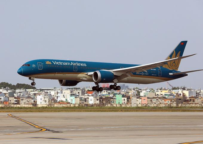 Sân bay Tân Sơn Nhất trong nhóm C (vùng đỏ)