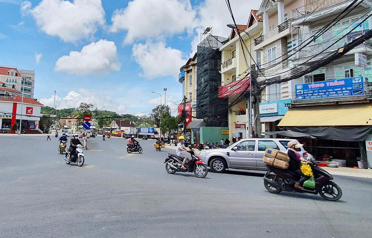 Lâm Đồng cho tiệm cắt tóc, quán ăn hoạt động từ 17h ngày 8/9 Lâm Đồng cho tiệm cắt tóc, quán ăn hoạt động từ 17h ngày 8/9