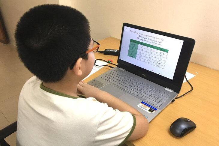 Học sinh tiểu học Hà Nội học online tháng 9/2021 Học sinh tiểu học Hà Nội học online tháng 9/2021