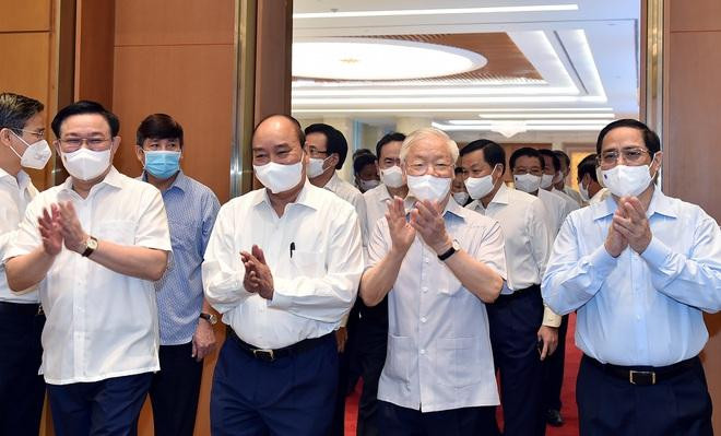 4 lãnh đạo chủ chốt của Đảng, Nhà nước gồm Tổng Bí thư, Chủ tịch nước, Thủ tướng, Chủ tịch Quốc hội được sử dụng tối đa 4 trợ lý.