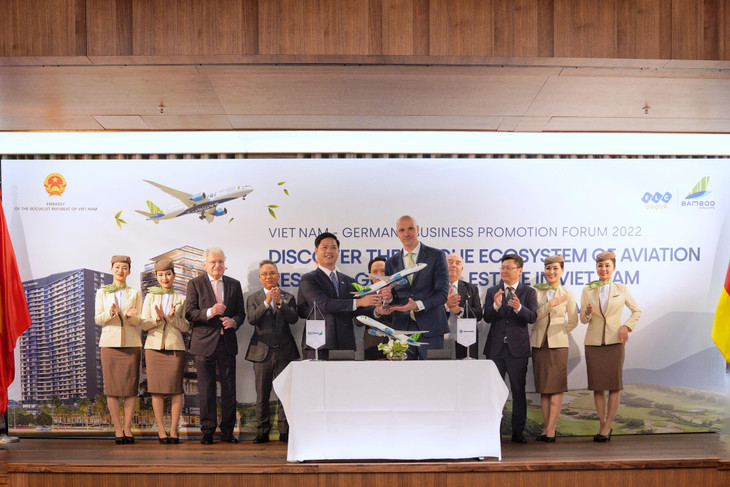 Ba ký kết quan trọng được triển khai giữa hãng hàng không Bamboo Airways và các đối tác chiến lược tại Đức Ba ký kết quan trọng được triển khai giữa hãng hàng không Bamboo Airways và các đối tác chiến lược tại Đức