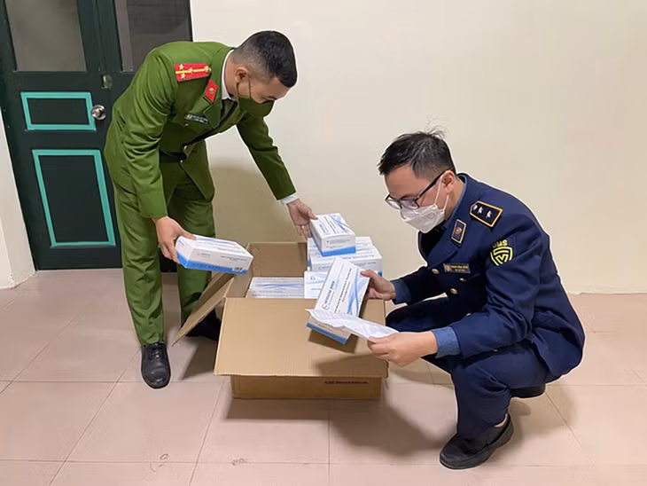 Lực lượng chức năng liên tục phát hiện, xử lý hành vi lợi dụng dịch bệnh để trục lợi