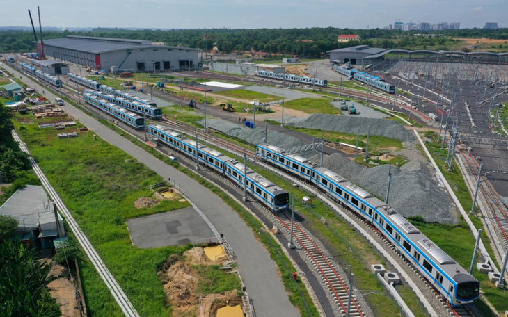 Các tàu của tuyến Metro Số 1 tại depot Long Bình