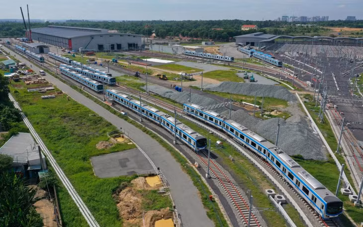 Các tàu của tuyến Metro Số 1 tại depot Long Bình