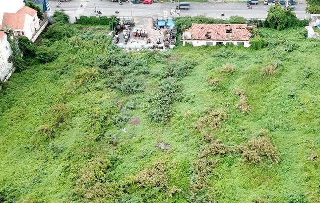 Công ty TNHH Phát triển nhà Đại An-Saigon Tourist bị UBND TP.HCM phạt 500 triệu đồng vì không triển khai dự án.