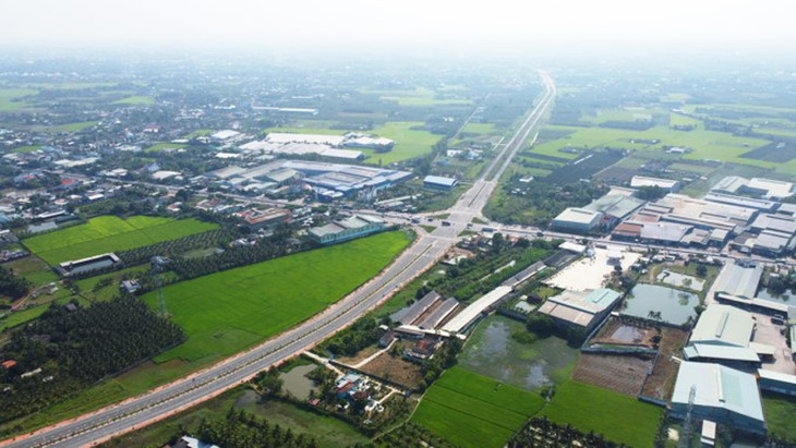 Đoạn sẽ thông xe trước 30/4 để phục vụ đi lại người dân Đoạn sẽ thông xe trước 30/4 để phục vụ đi lại người dân