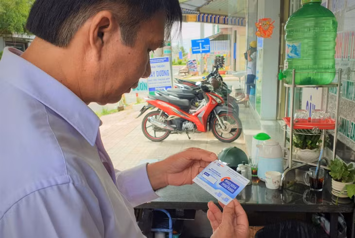 Khi gặp bất cứ sự cố nào về điện, khách hàng hãy gọi ngay đến Trung tâm chăm sóc khách hàng (19001006 hoặc 19009000) để được tư vấn, hỗ trợ xử lý kịp thời.