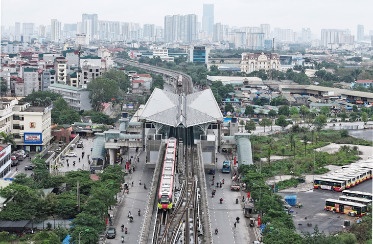 Tàu tuyến metro Nhổn - ga Hà Nội chạy từ ngày 8/8