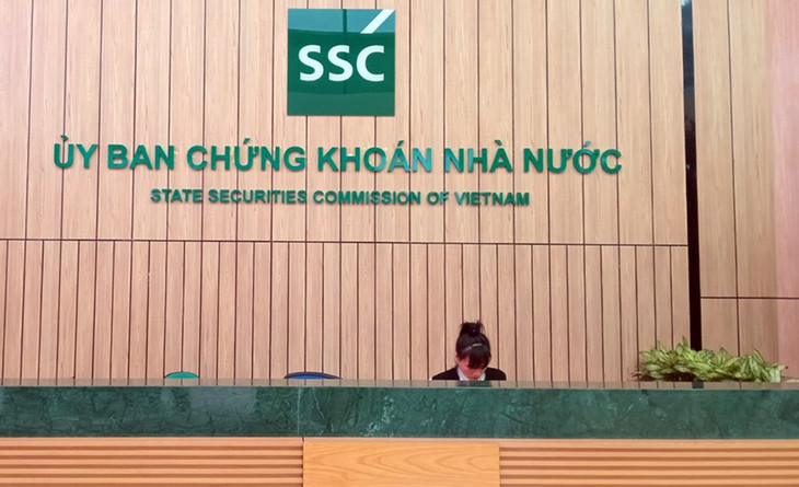 Nhiều tổ chức, cá nhân bị UBCKNN xử phạt vì bán chui cổ phiếu