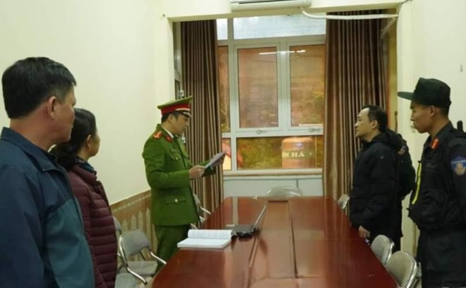 Ông Hoàng Quang Phú bị cơ quan công an bắt giữ