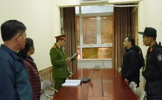 Ông Hoàng Quang Phú bị cơ quan công an bắt giữ