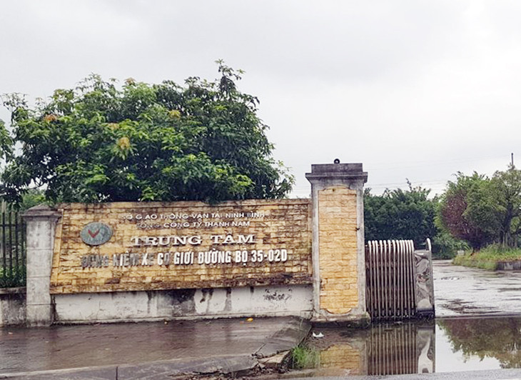 Đến thời điểm này, đã có 2 Phó Giám đốc Trung tâm Đăng kiểm xe cơ giới đường bộ 3502D - Ninh Bình bị khởi tố về tội &quot;Nhận hối lộ&quot;