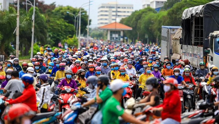 Các doanh nghiệp trong khu công nghiệp, khu chế xuất tại TP.HCM có nhu cầu tuyển hơn 10.500 lao động