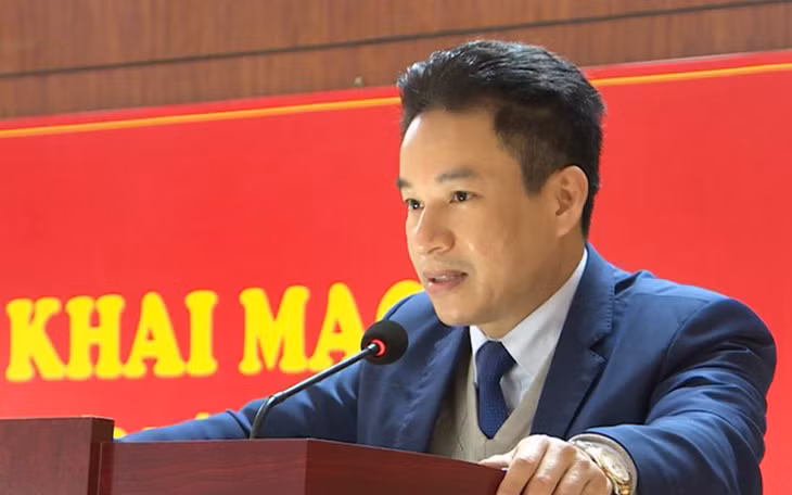 Giám đốc Sở GDĐT tỉnh Hà Giang Nguyễn Thế Bình đang bị bắt giam để điều tra về các hành vi sai phạm