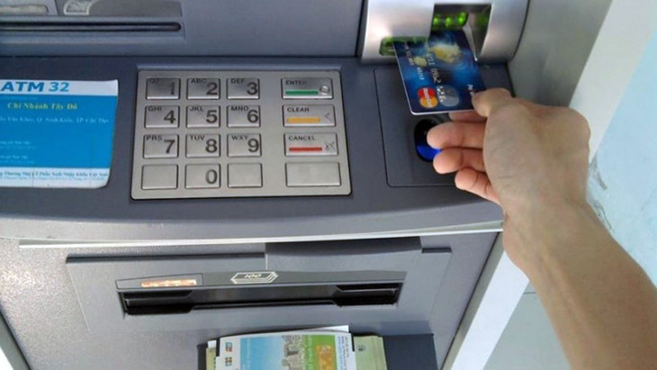 Kiểm tra đột xuất và sẽ xử nghiêm nếu để ATM thiếu tiền dịp Tết Kiểm tra đột xuất và sẽ xử nghiêm nếu để ATM thiếu tiền dịp Tết