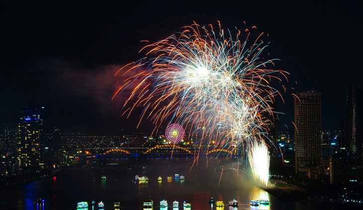 Đà Nẵng tổ chức 3 điểm bắn pháo hoa trong đêm giao thừa.