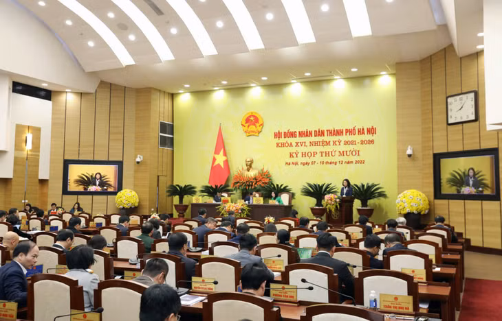 Một phiên họp tại kỳ họp thứ 10 HĐND TP. Hà Nội