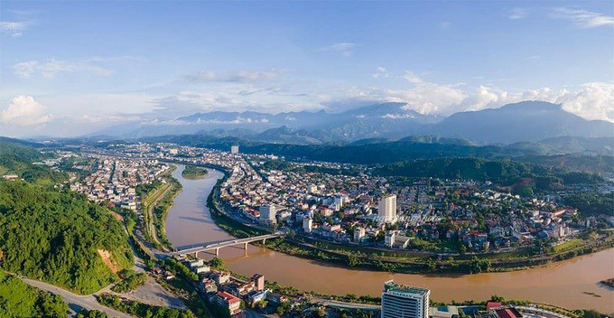 Thành phố Lào Cai đang phát triển theo trục dòng sông Hồng