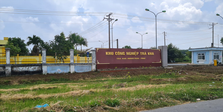 Khu công nghiệp Trà Kha theo báo cáo là đã lấp đầy trên 90%, nhưng chỉ có 1.612 lao động làm việc