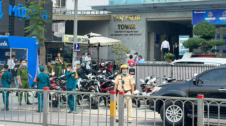 Cảnh sát phong toả toà nhà có trụ sở của Công ty F88 tại quận Gò Vấp, TP.HCM