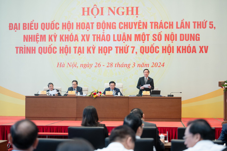 Toàn cảnh Phiên họp