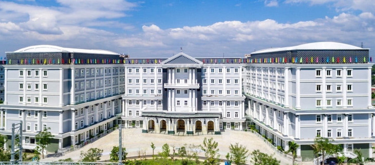 Trường Quốc tế Mỹ, nơi xảy ra vụ việc khiến Chủ tịch Hội đồng trường bị cấm xuất cảnh