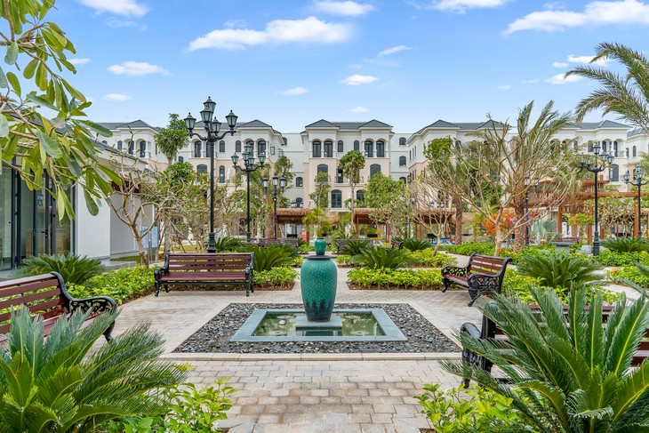 Các công viên xanh trải dài khu đô thị là điểm sinh hoạt, giao lưu thể thao của nhiều cư dân