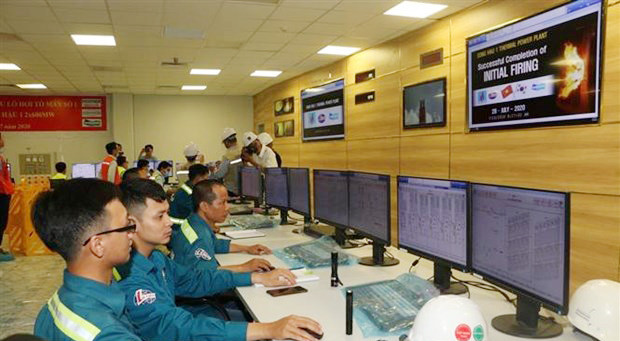 Vận hành đốt lửa lần đầu lò hơi Nhà máy Nhiệt điện sông Hậu 1 Vận hành đốt lửa lần đầu lò hơi Nhà máy Nhiệt điện sông Hậu 1