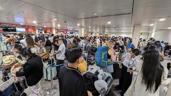Sân bay Tân Sơn Nhất đón 2,5 triệu lượt khách quốc nội dịp Tết 2025