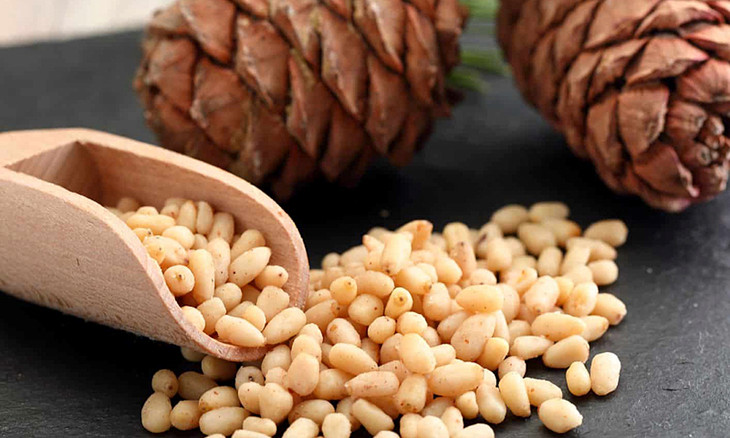 Hạt thông được bán trên các sàn thương mại điện tử Hạt thông được bán trên các sàn thương mại điện tử