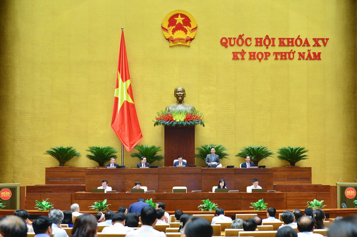 Phó Chủ tịch Quốc hội Nguyễn Khắc Định điều hành phiên họp