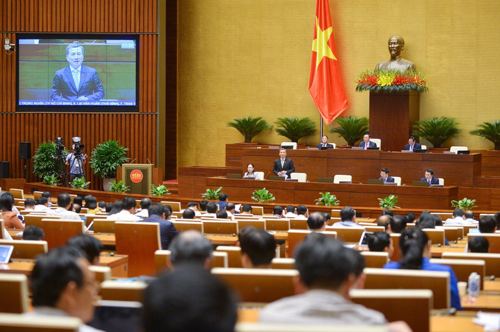 Chủ nhiệm Ủy ban Khoa học, Công nghệ và Môi trường của Quốc hội Lê Quang Huy giải trình, làm rõ một số vấn đề đại biểu Quốc hội nêu