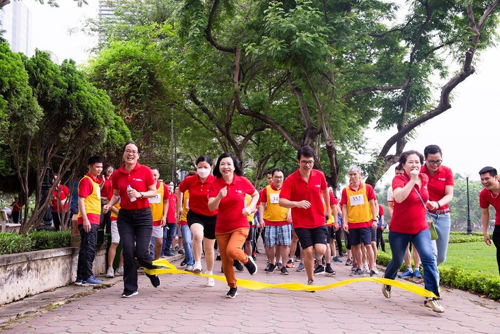 Ở hạng mục Thành tựu đổi mới về nhân sự, TNG Holdings Vietnam là doanh nghiệp Việt duy nhất được vinh danh.