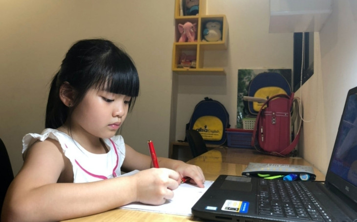 Hà Nội bác tin 'sẵn sàng học trực tuyến' vì Covid-19 Hà Nội bác tin 'sẵn sàng học trực tuyến' vì Covid-19