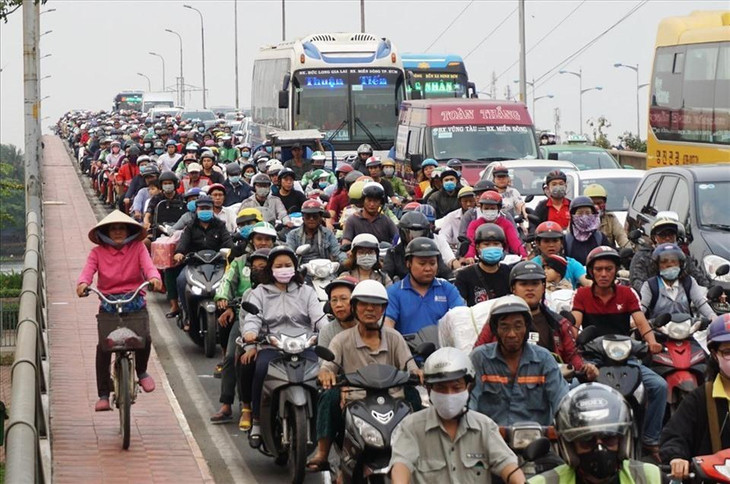 TPHCM đối diện áp lực lớn về hạ tầng giao thông thiếu đồng bộ