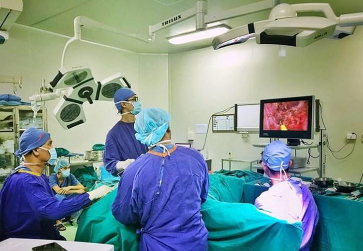 Một ca phẫu thuật tại Bệnh viện Việt Đức. Ảnh minh họa