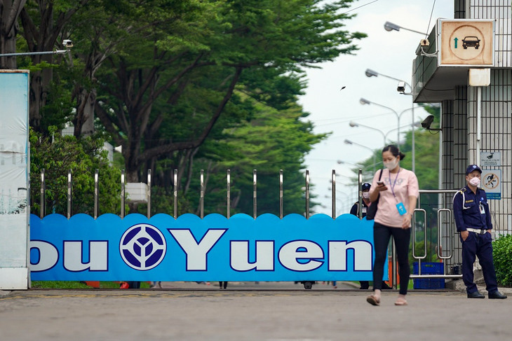 Công nhân PouYuen bị thu 10% trợ cấp thôi việc Công nhân PouYuen bị thu 10% trợ cấp thôi việc