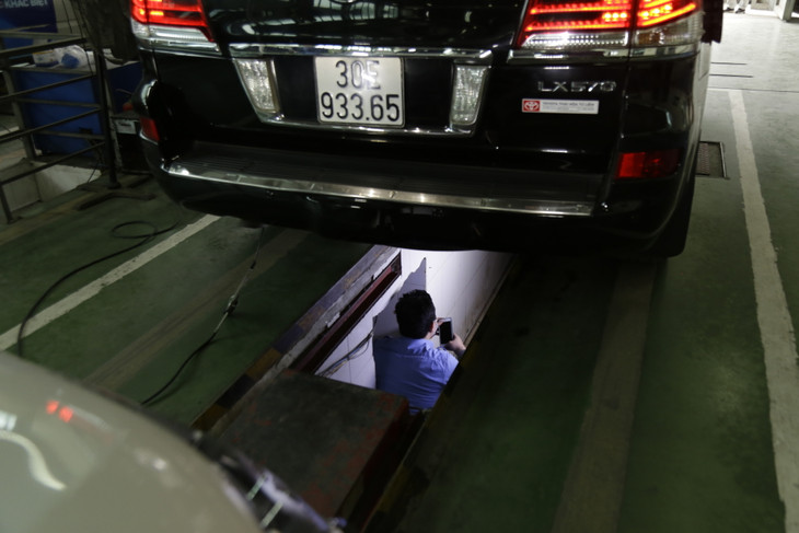 Đăng kiểm xe tại một đơn vị ở Hà Nội