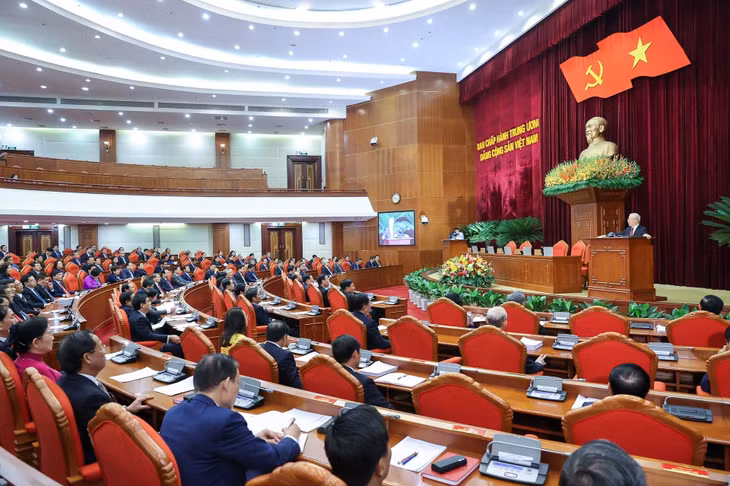 Quang cảnh bế mạc Hội nghị Trung ương 6 khóa XIII sáng 9/10