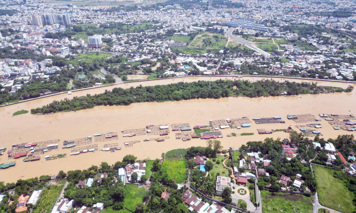 Cầu Thống Nhất bắc qua sông Cái sẽ giúp kết nối nhiều phường ở thành phố Biên Hòa.